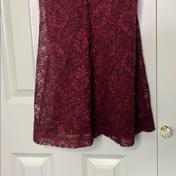 BRAND NEW RES LACE DRESS - Picture 4 of 6